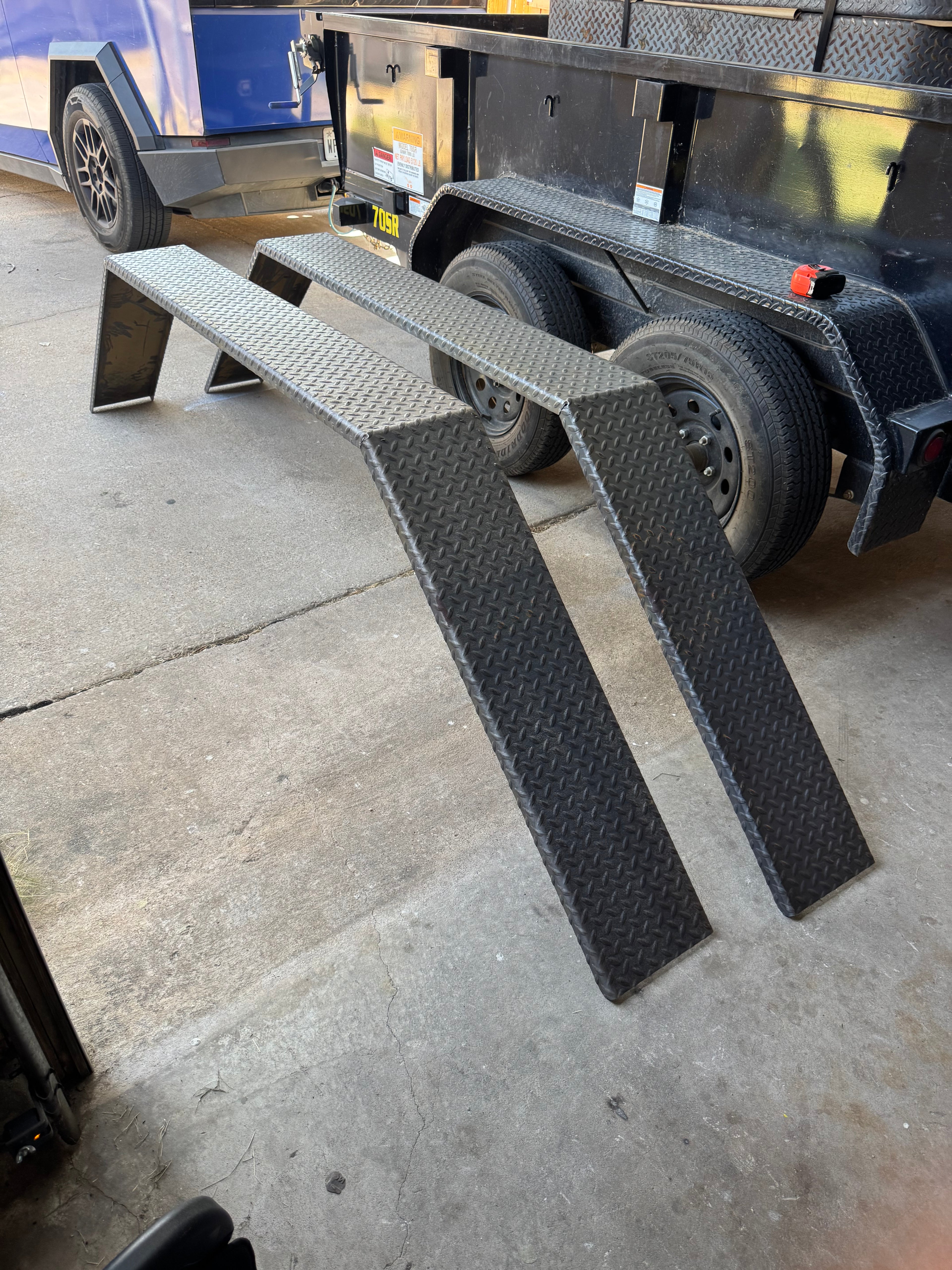 1/4″ Tread Plate Drive-Over Trailer Fenders – Adjustable 124″–138″